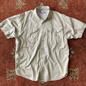 Medium Columbia PFG fishing khaki button shirt